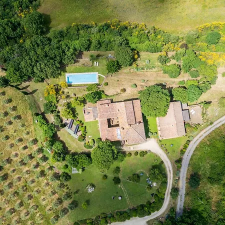 Charming Casanova In Radicondoli, Pool, Wifi شقة *